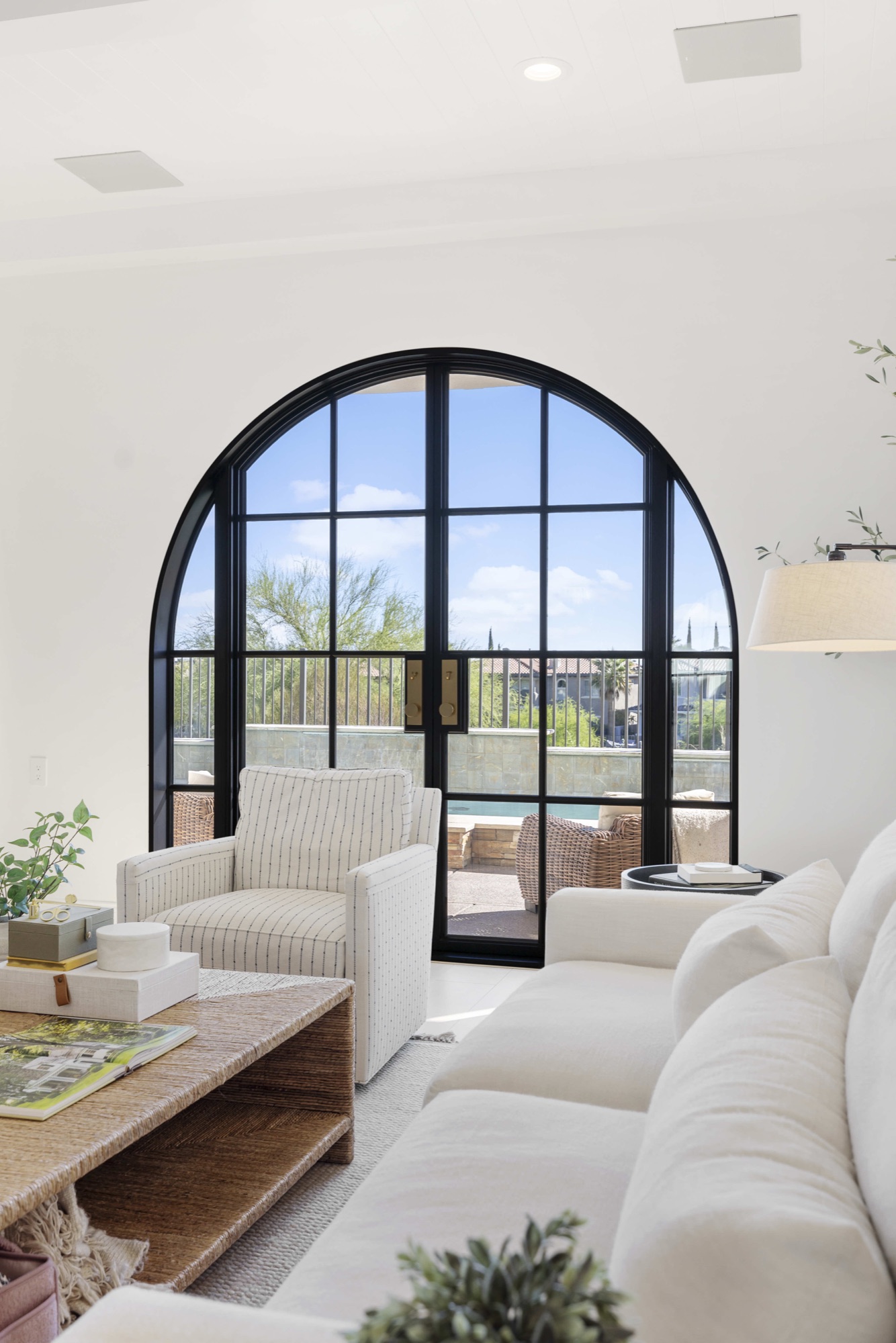 Country Cove — luxury home by C&M Home Designs