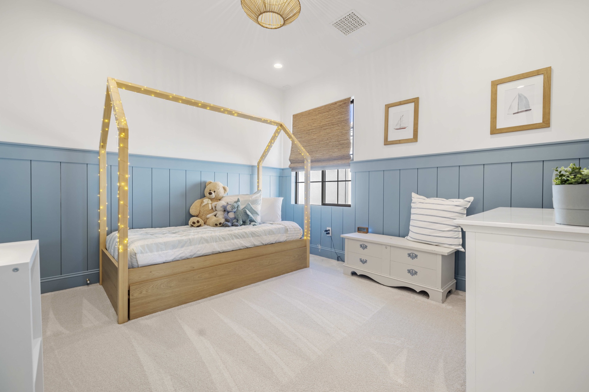 Country Cove — luxury home by C&M Home Designs