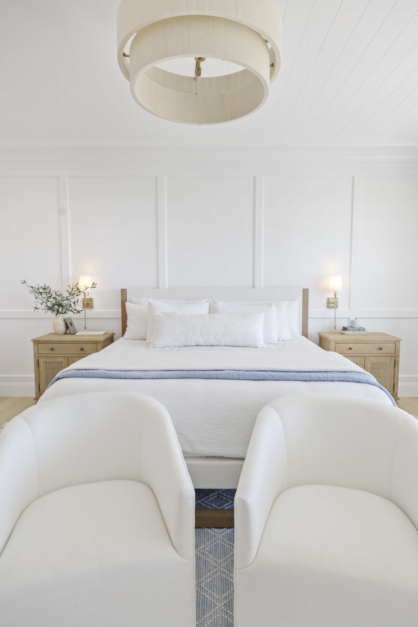 Country Cove — luxury home by C&M Home Designs