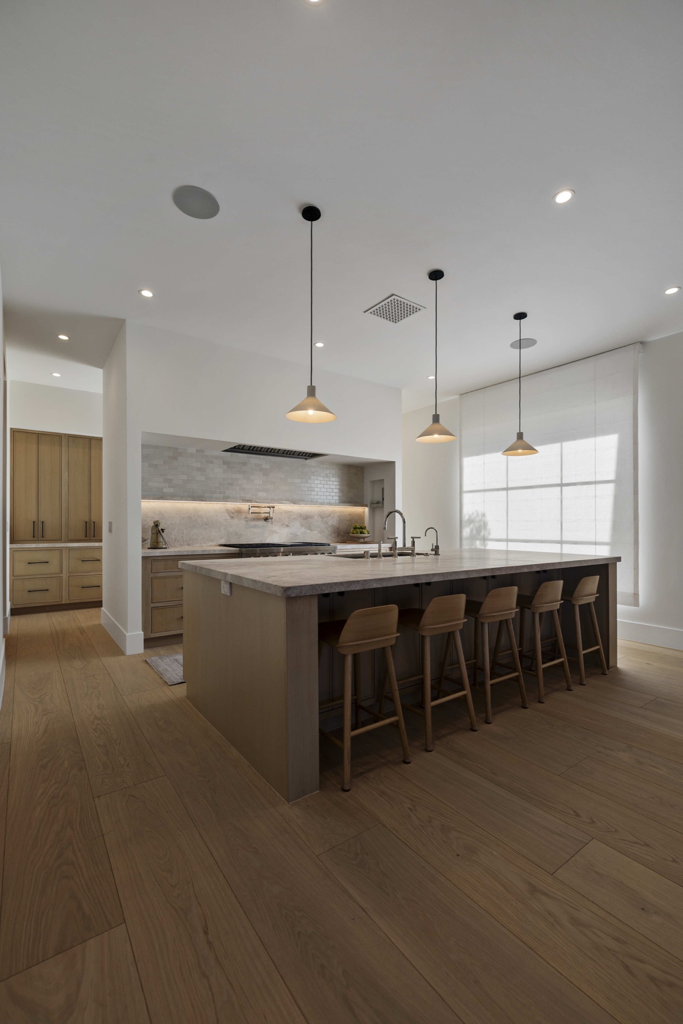 Evergreen Creek Ln — luxury home by C&M Home Designs