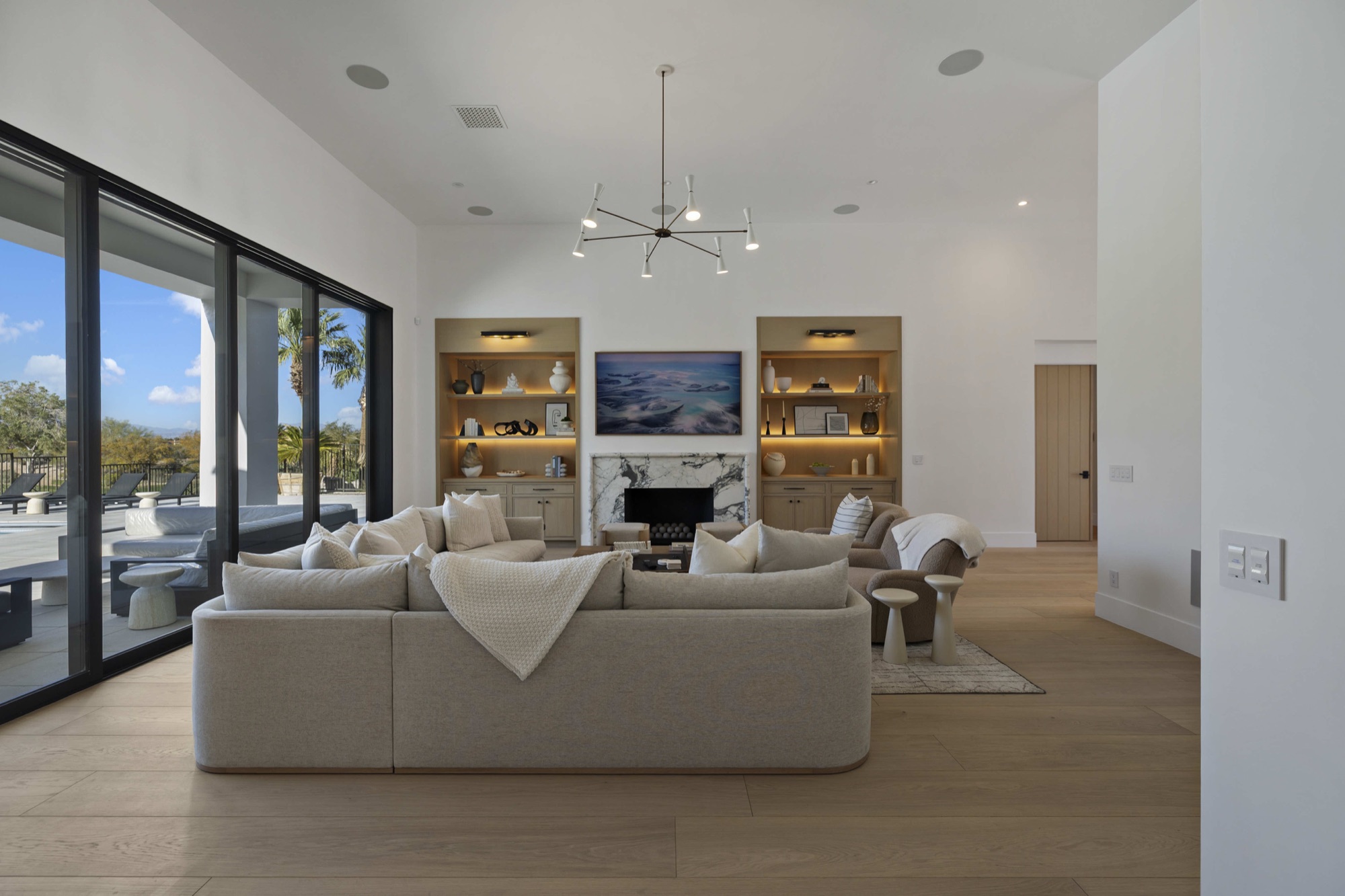 Evergreen Creek Ln — luxury home by C&M Home Designs