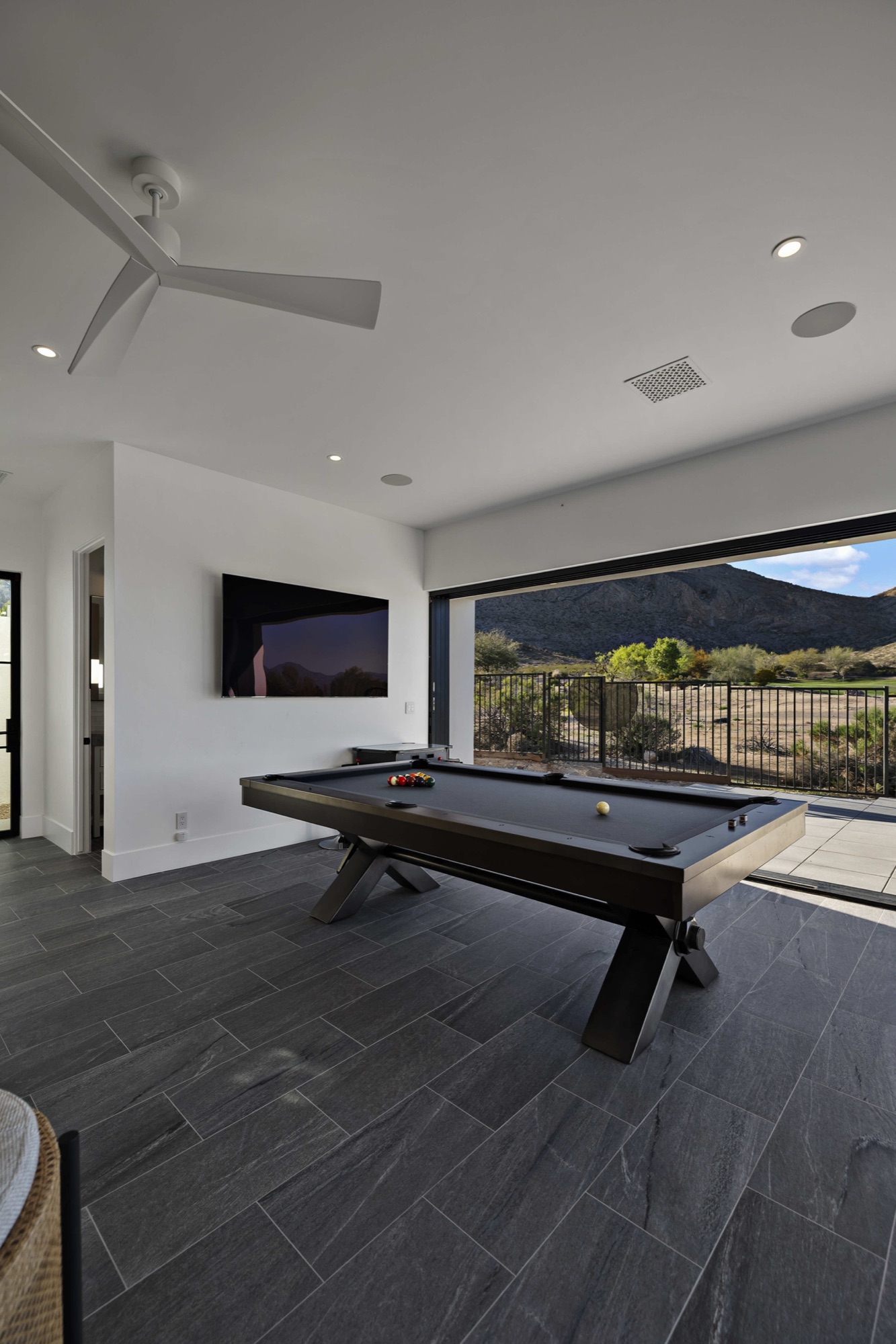 Evergreen Creek Ln — luxury home by C&M Home Designs
