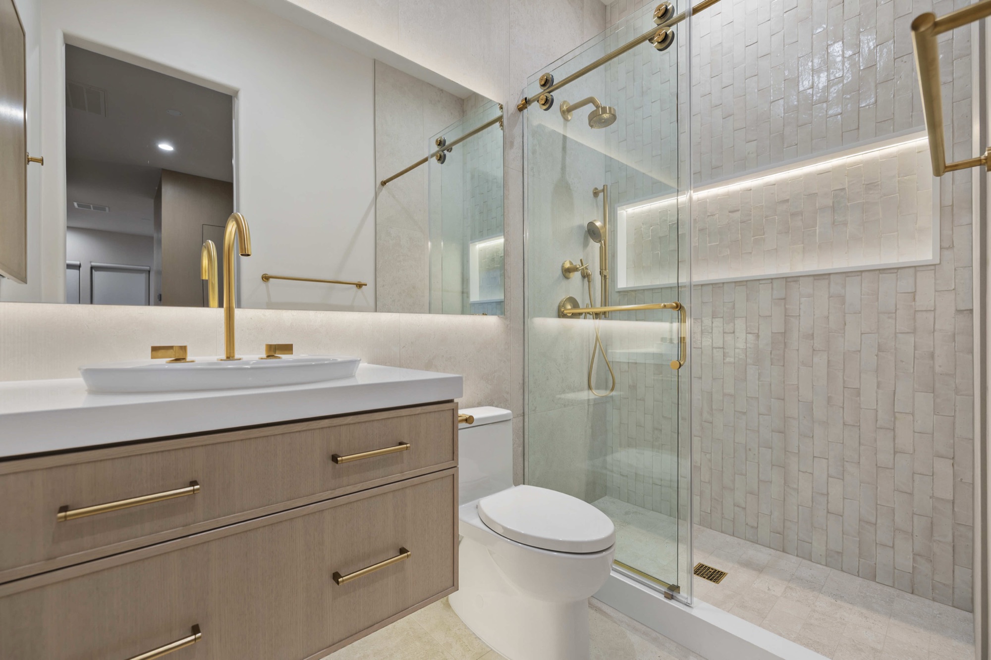 Heaven View — luxury home by C&M Home Designs