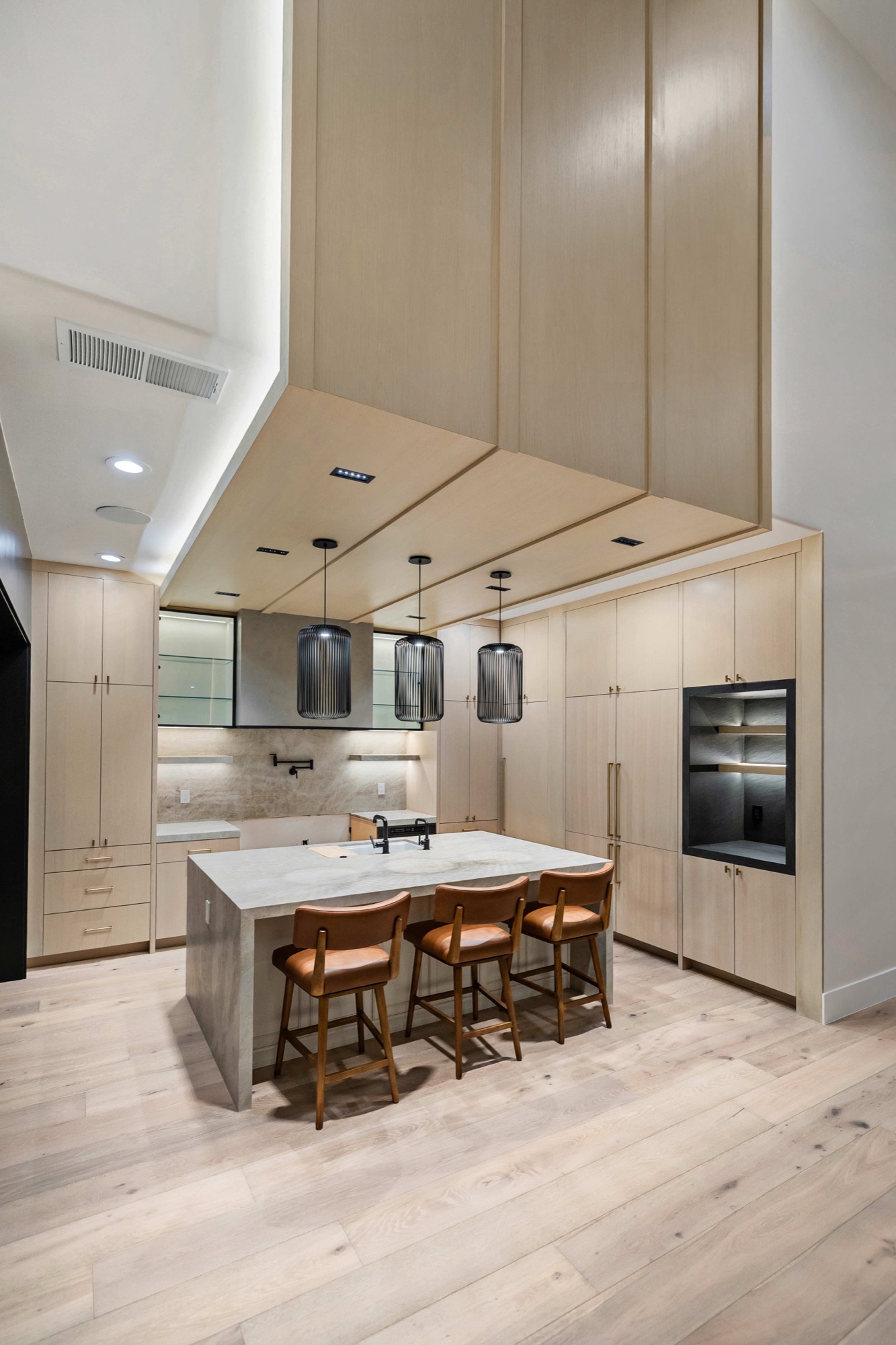 Heaven View — luxury home by C&M Home Designs