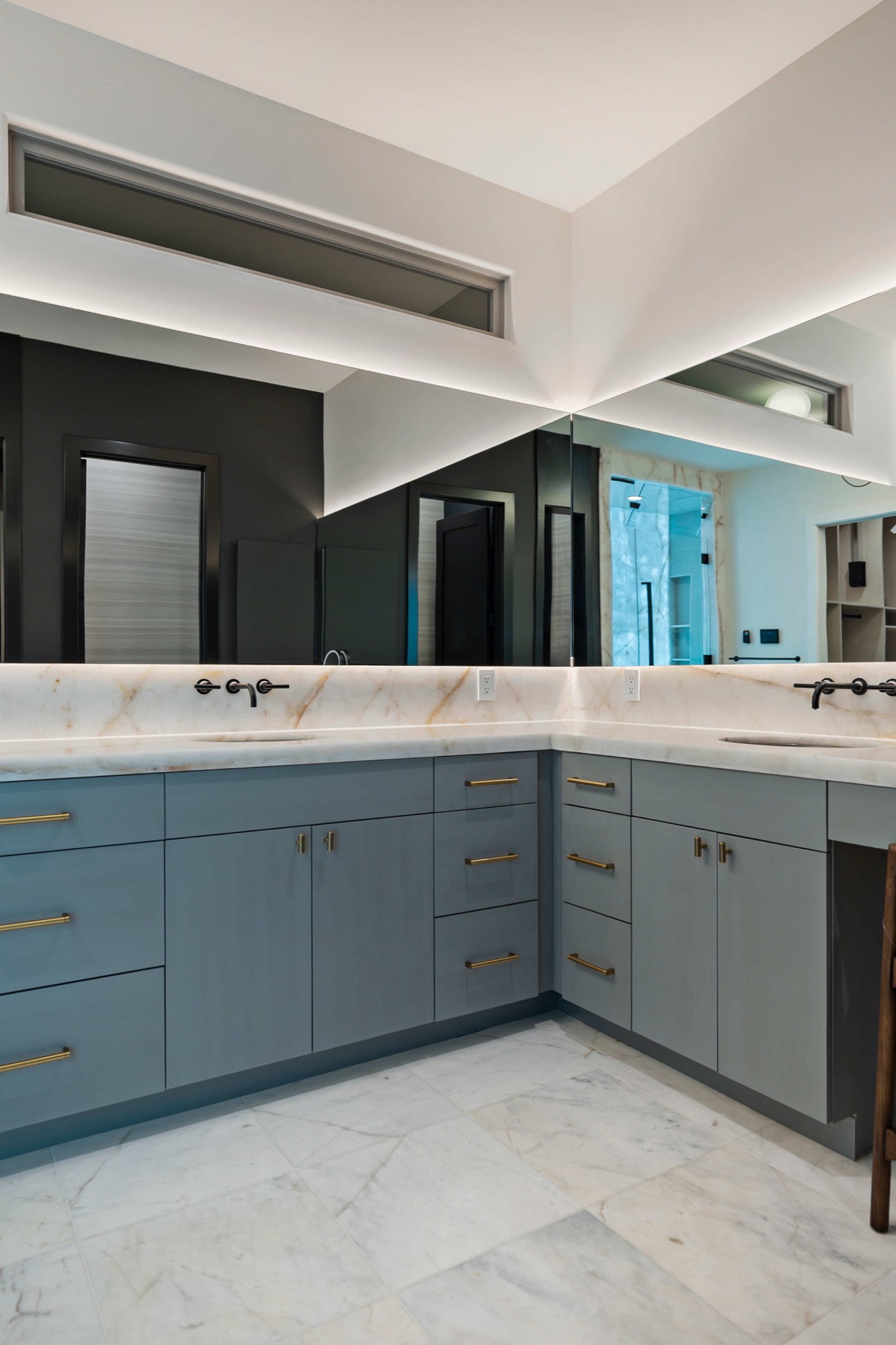 Heaven View — luxury home by C&M Home Designs