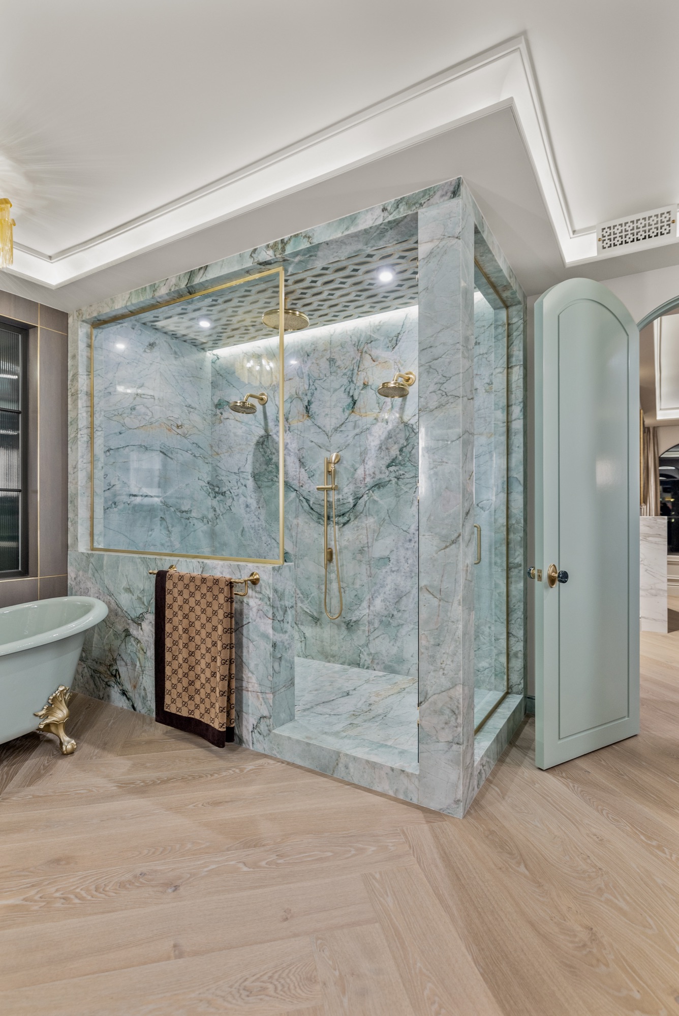 Robinson Bride — luxury home by C&M Home Designs