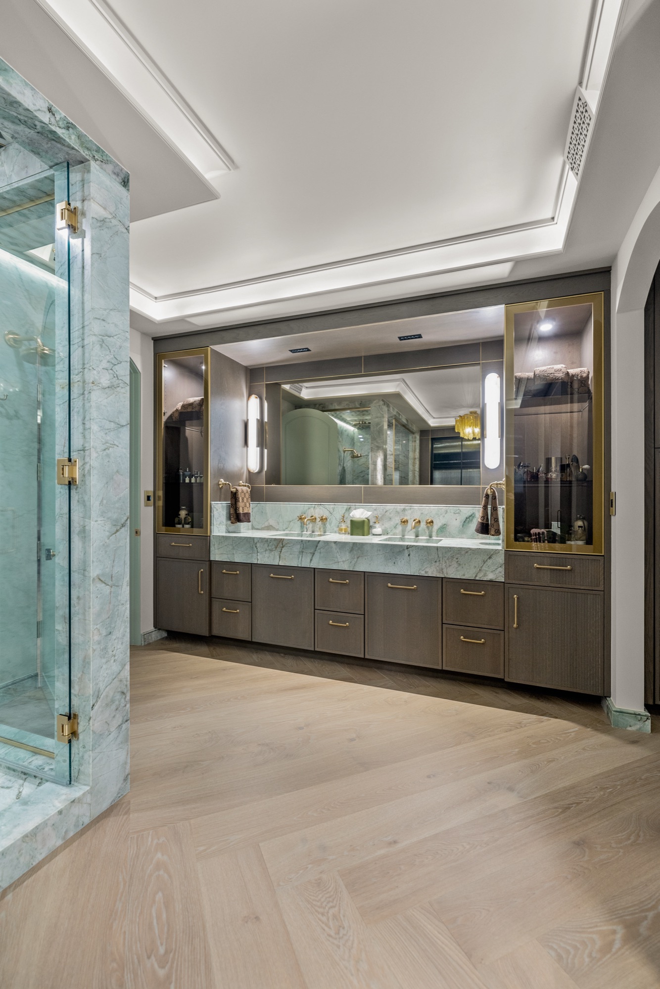 Robinson Bride — luxury home by C&M Home Designs