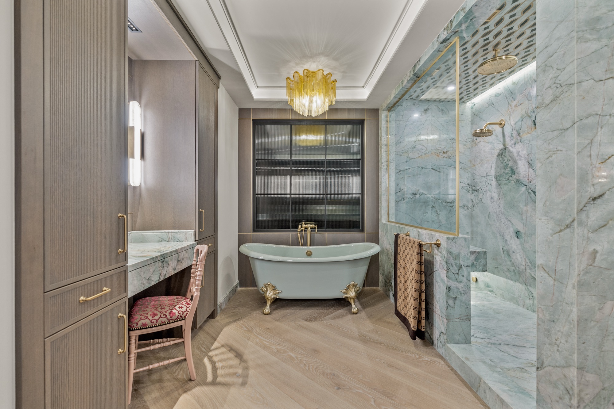 Robinson Bride — luxury home by C&M Home Designs