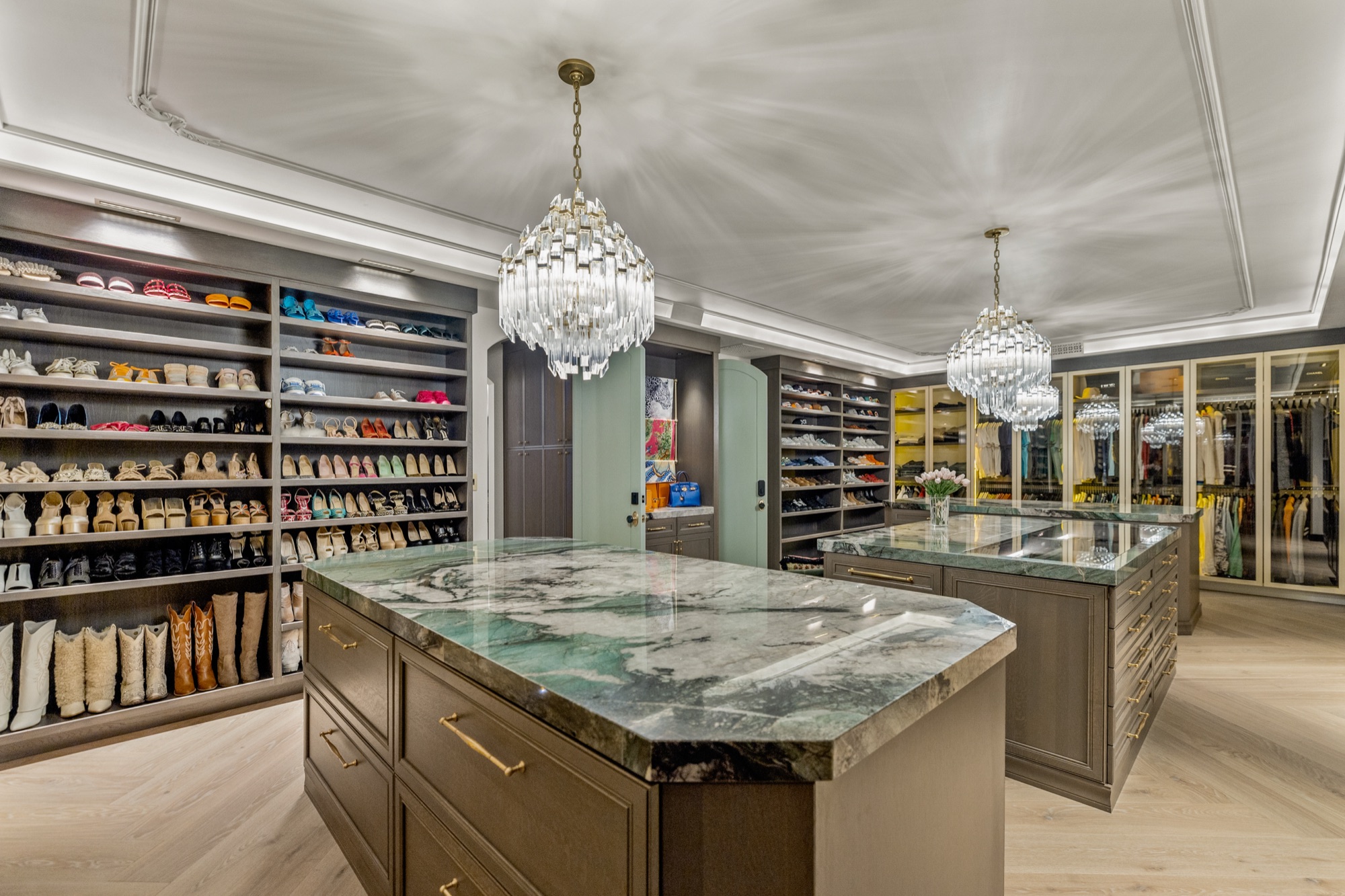Robinson Bride — luxury home by C&M Home Designs