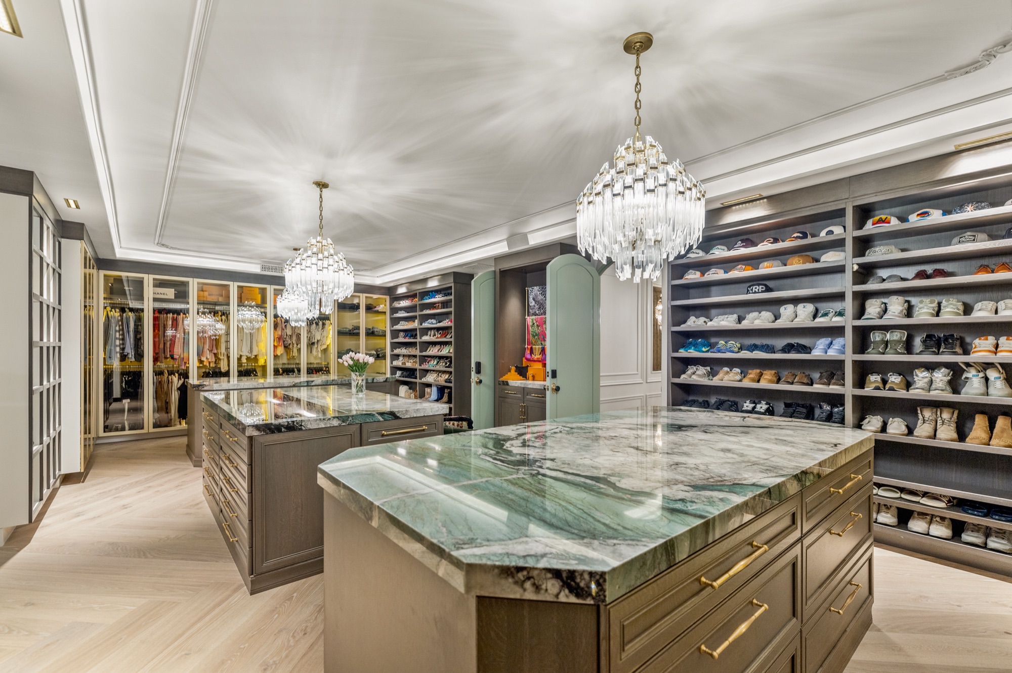 Robinson Bride — luxury home by C&M Home Designs