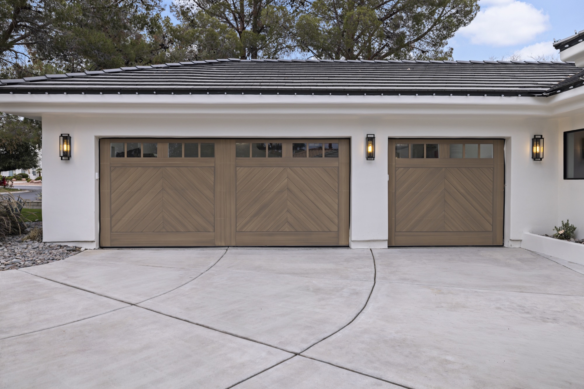 Silver Oaks — luxury home by C&M Home Designs