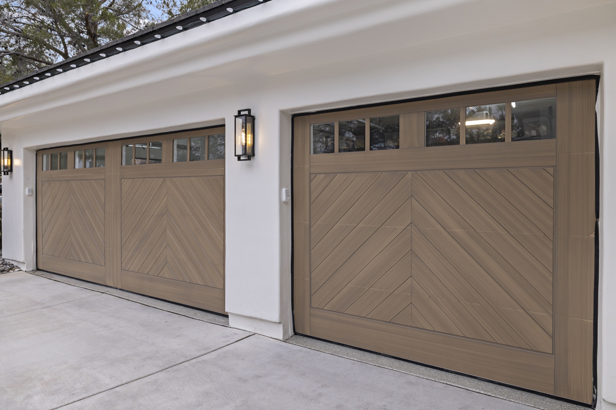 Silver Oaks — luxury home by C&M Home Designs