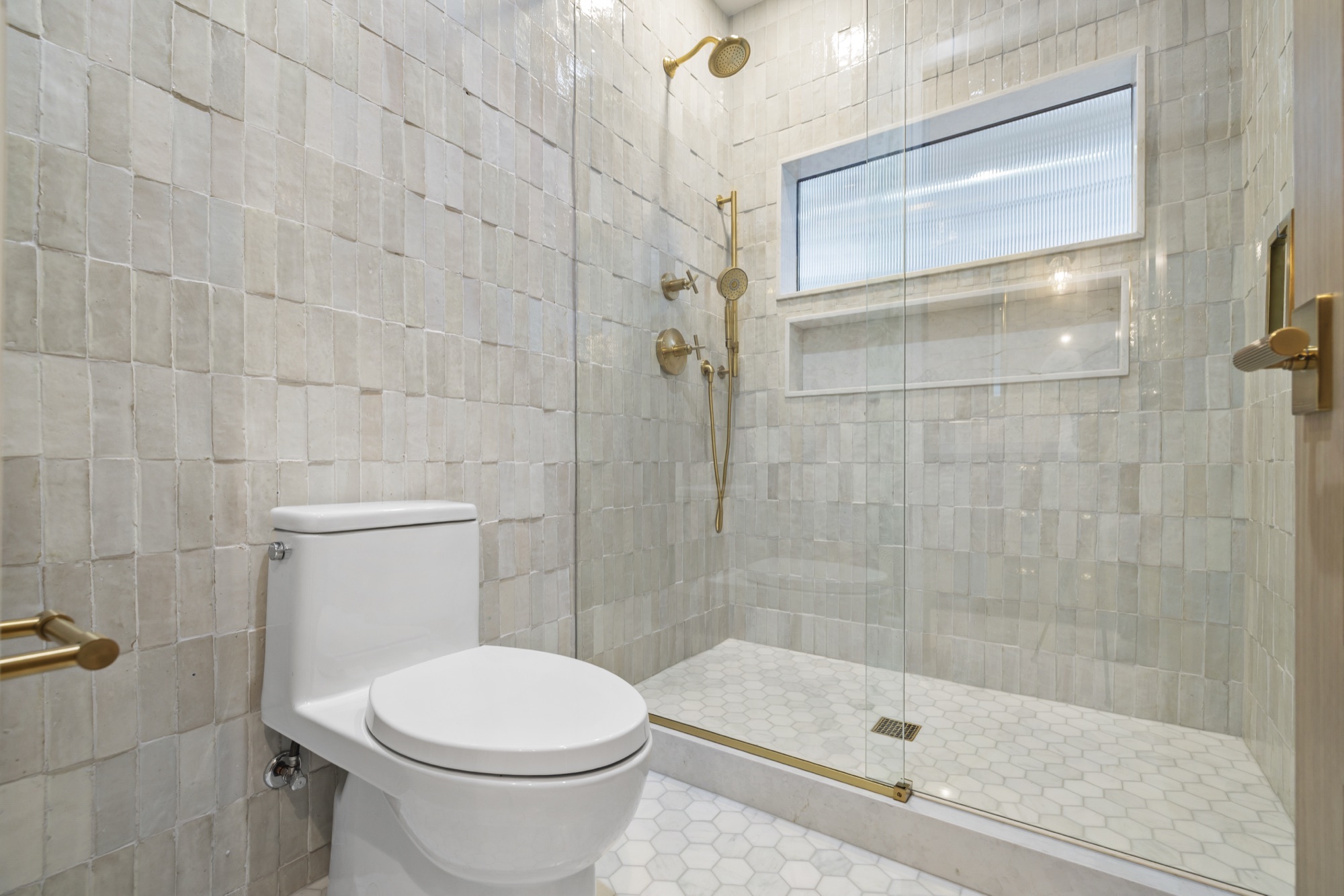 Silver Oaks — luxury home by C&M Home Designs