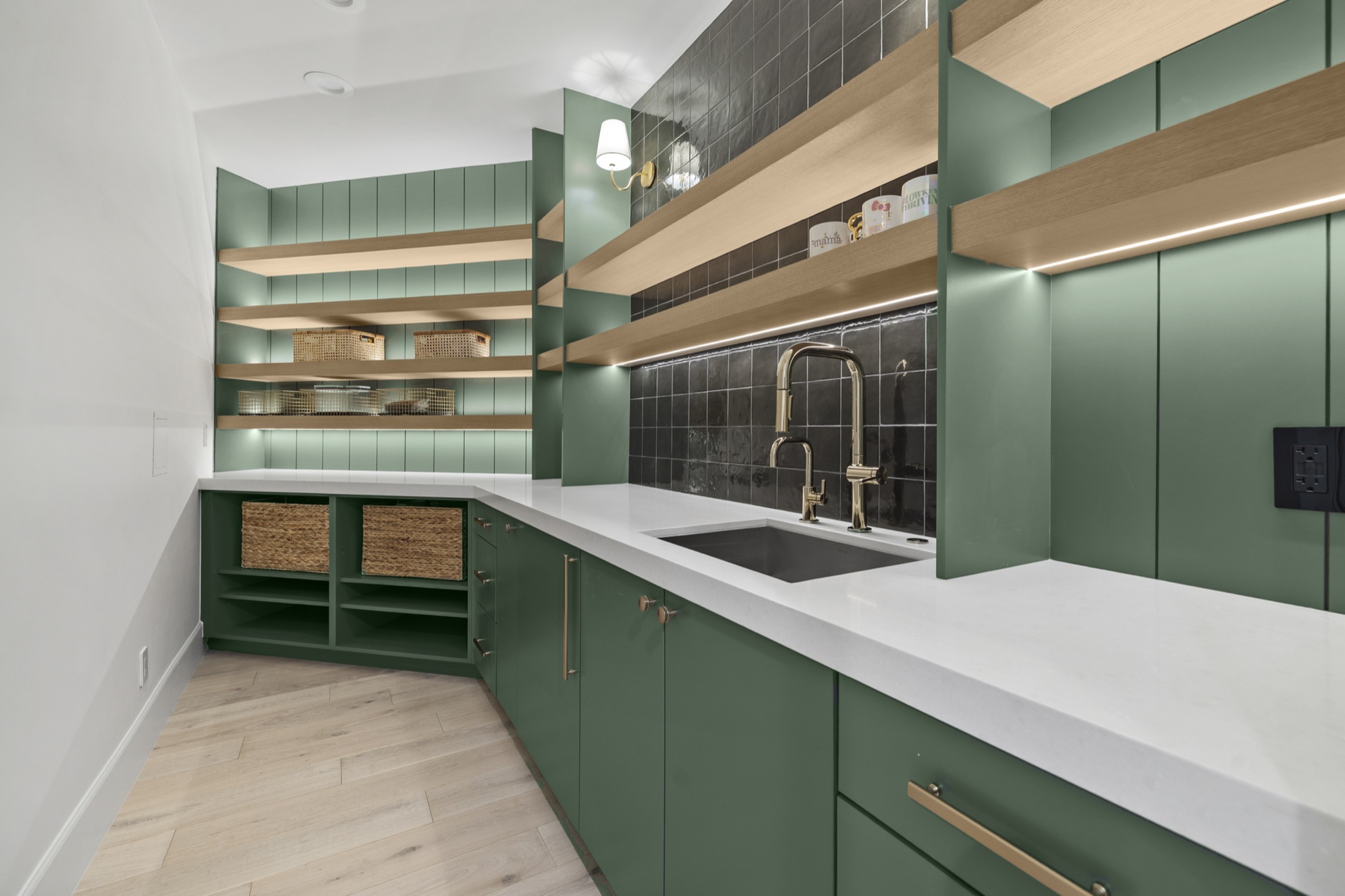 Silver Oaks — luxury home by C&M Home Designs