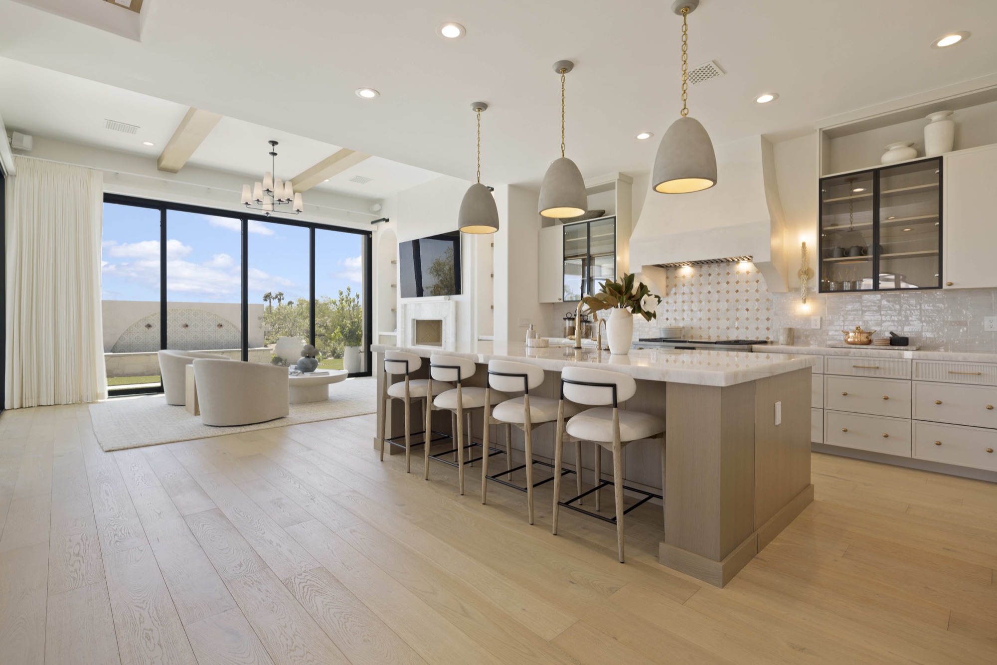 Soft Horizon — luxury home by C&M Home Designs
