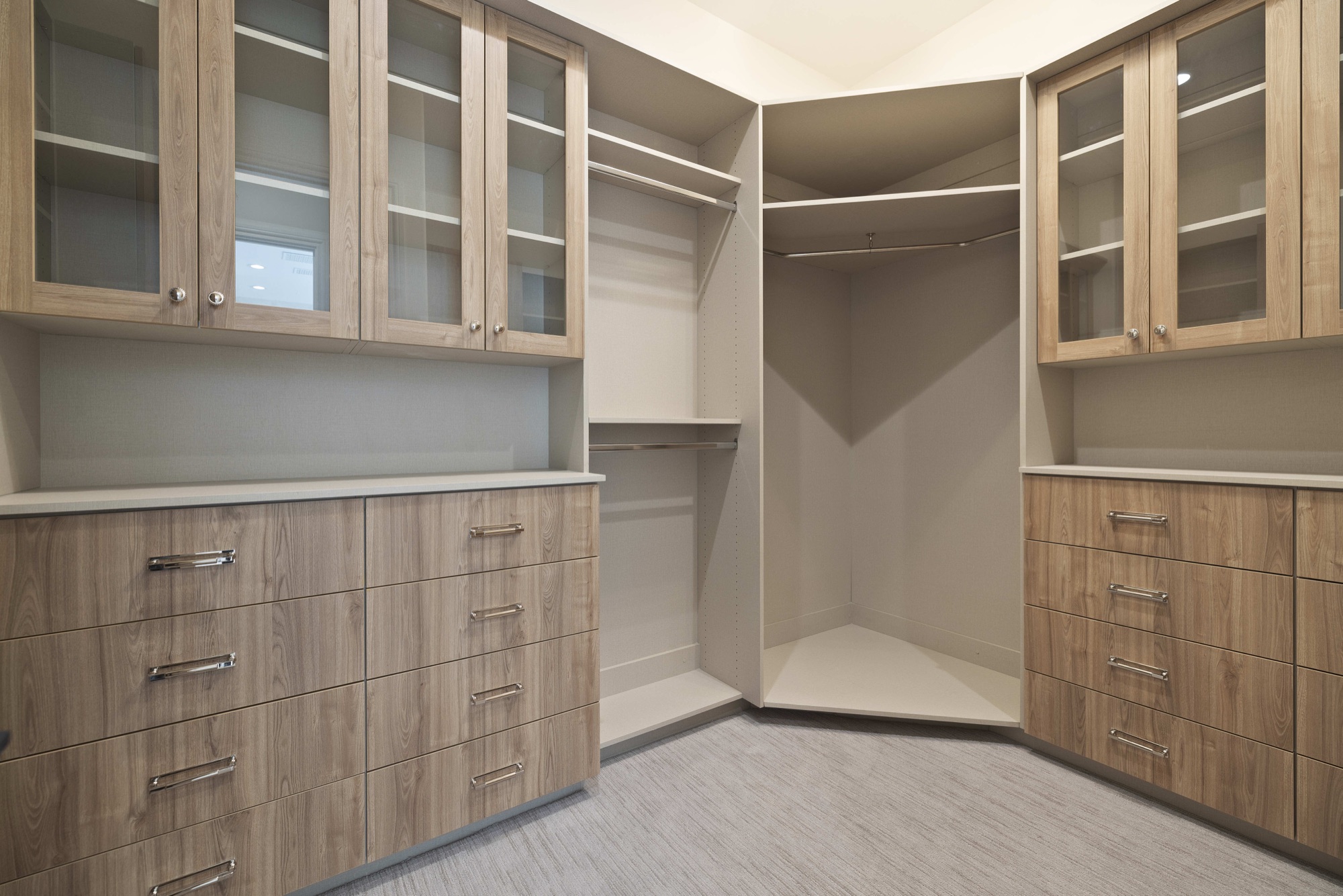 Soft Horizon — luxury home by C&M Home Designs