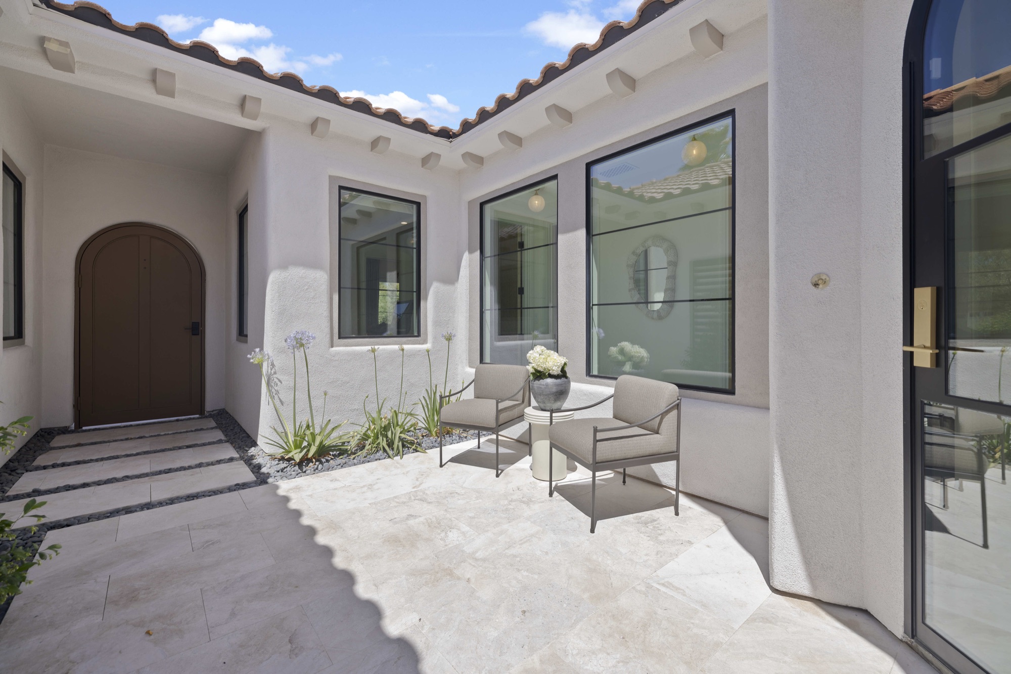 Soft Horizon — luxury home by C&M Home Designs