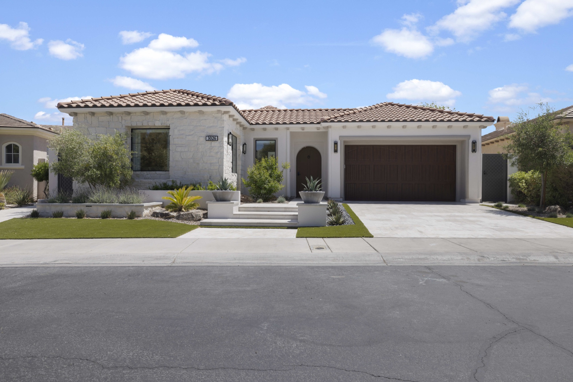 Soft Horizon — luxury home by C&M Home Designs