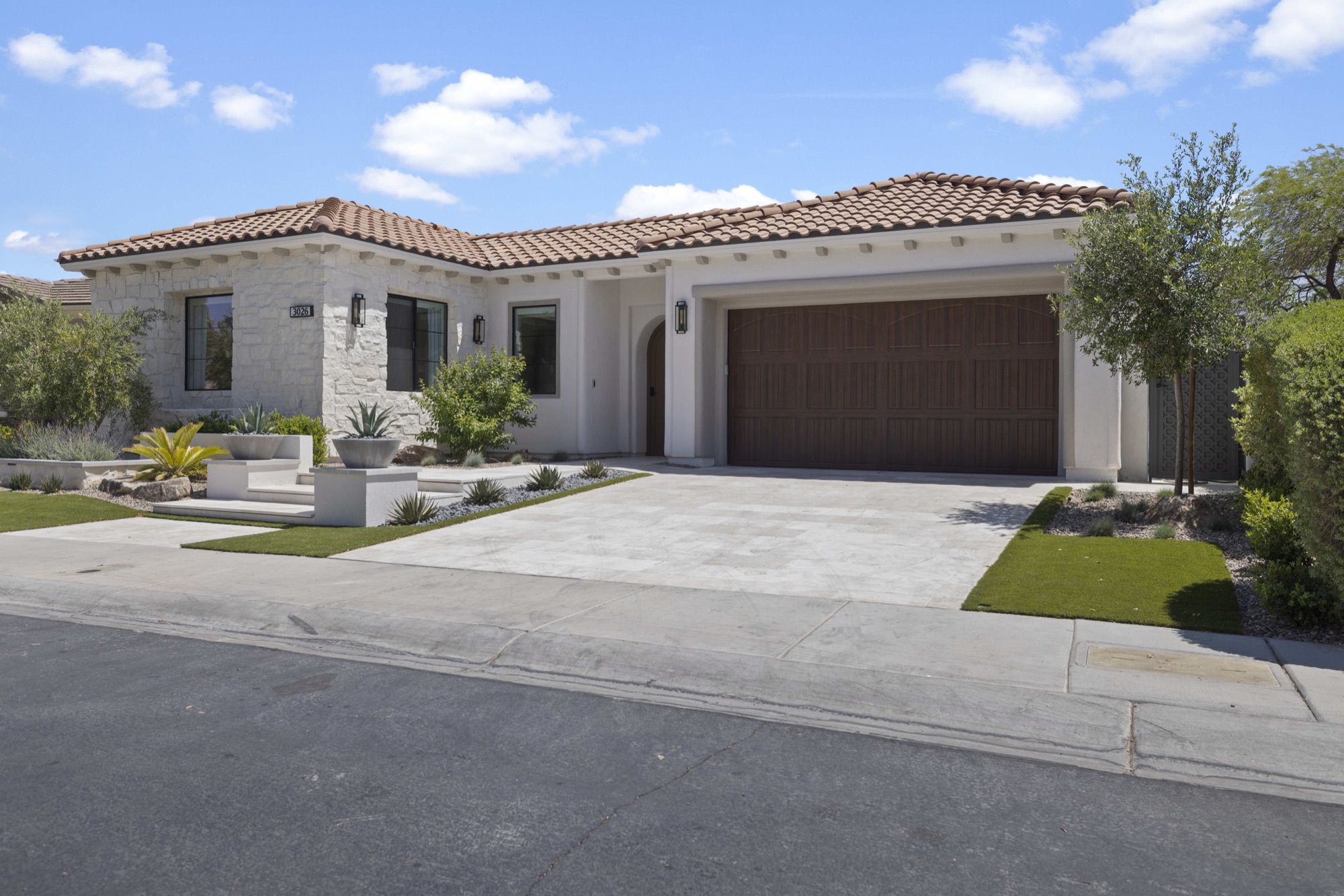 Soft Horizon — luxury home by C&M Home Designs