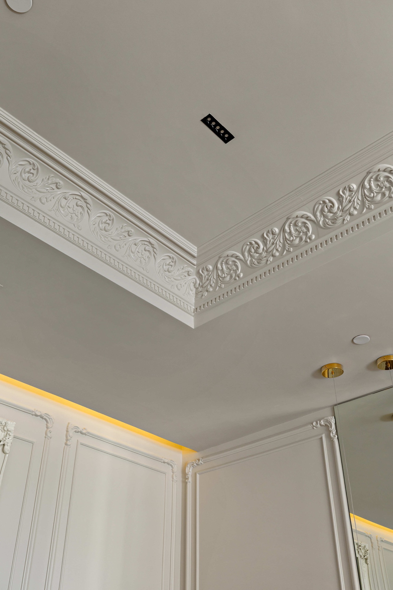 Tuscano Ct — luxury home by C&M Home Designs