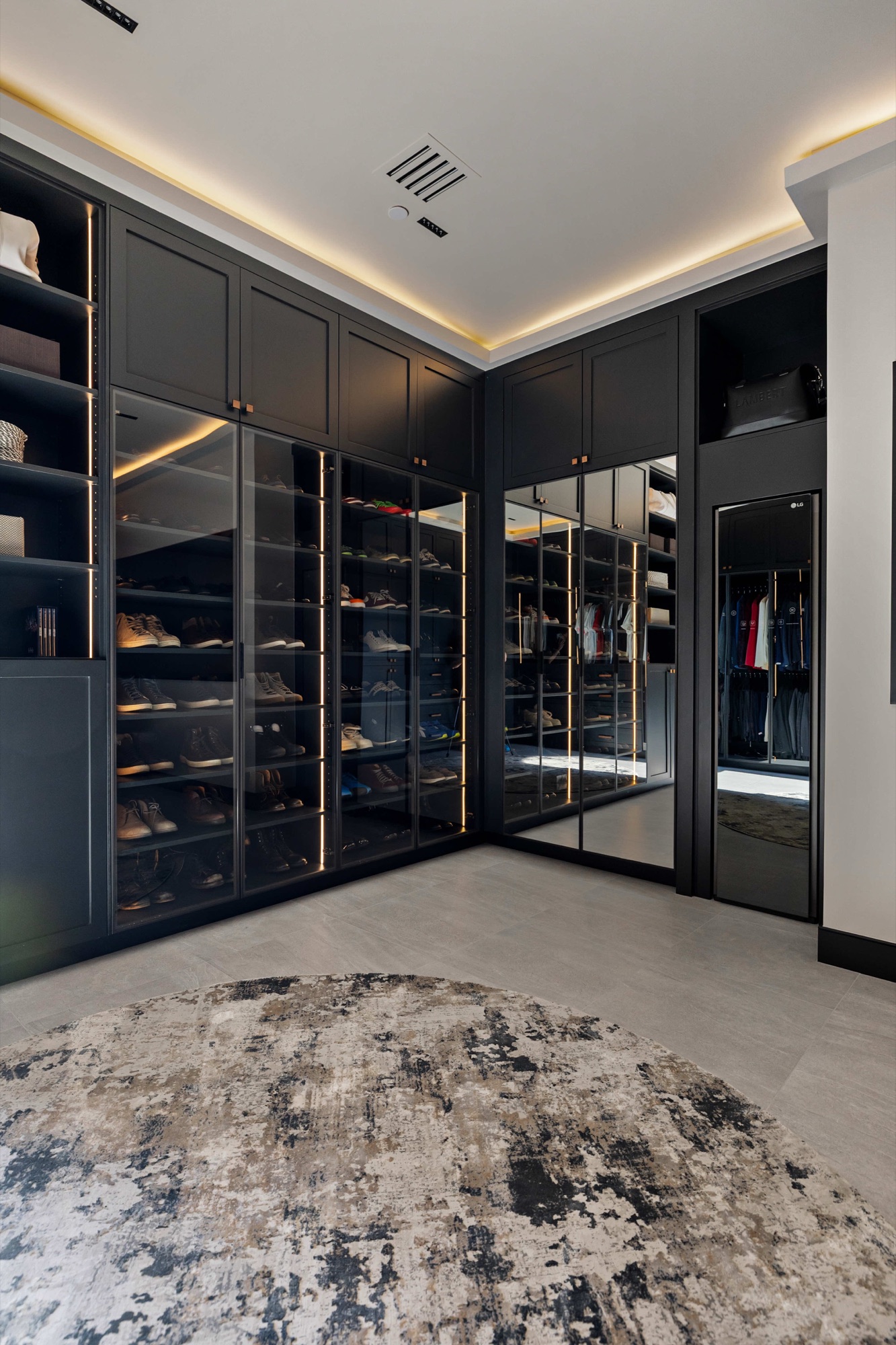 Tuscano Ct — luxury home by C&M Home Designs
